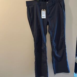 NWT Prana HALLE trail and travel pant, in coal, size 16